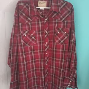 Wrangler Western style long sleeve snap button shirt